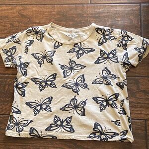 🥰On Fire Cream and Black Butterfly Tee Size M